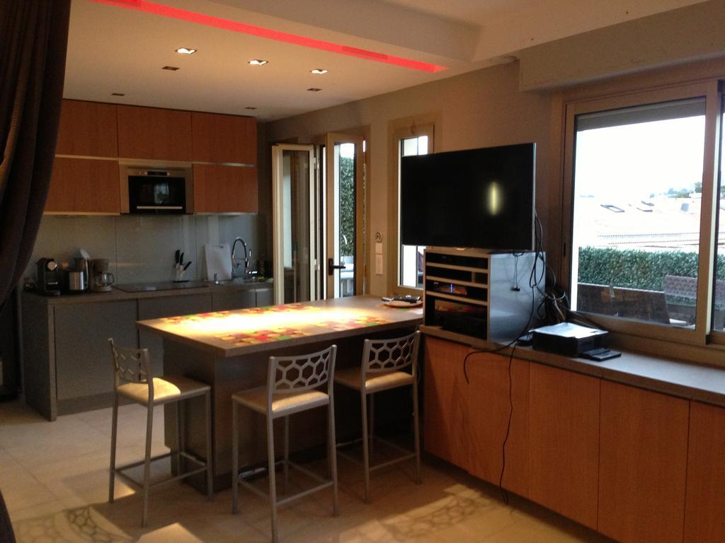 Penthouse With Jacuzzi On The Big Terrace Lägenhet Cannes Exteriör bild