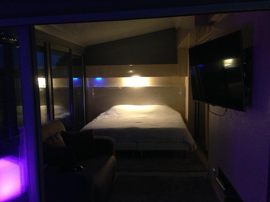 Penthouse With Jacuzzi On The Big Terrace Lägenhet Cannes Exteriör bild